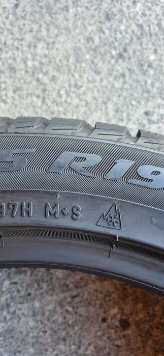 4 anvelope iarna noi Pirelli 205/55/19,dot 2022.Pretul este pe bucata