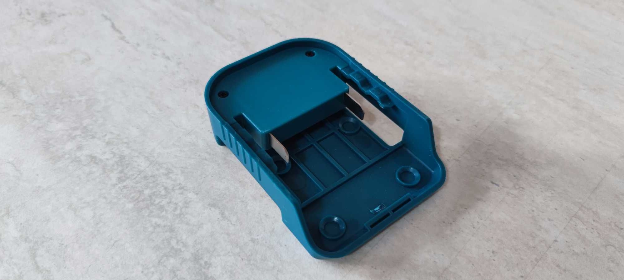 Adaptor incarcator Makita