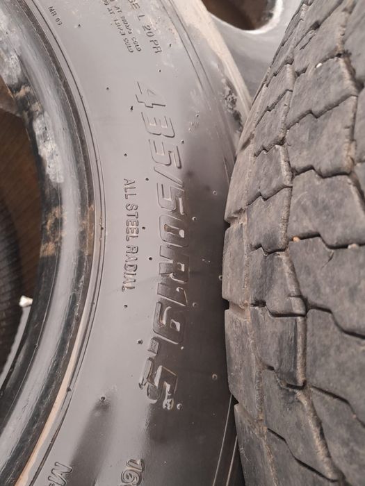 Продам шины в отличном состояние