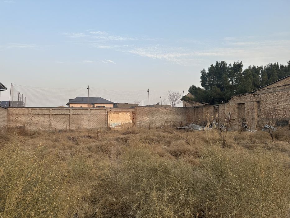 Продаю землю 20,5 соток в Кибрае(Дурмон)