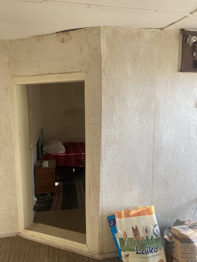 Продава се Къща в с. Брестовица, Област Русе - 60 кв.м за 183 €/кв.м - Снимка #6