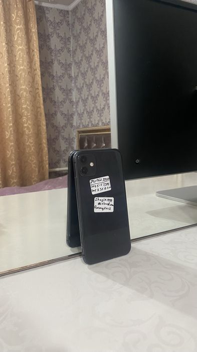 iPhone 11 почти новый