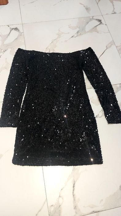 Нова пайетена рокля С