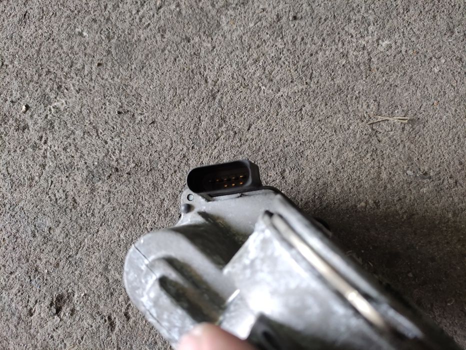 Дросел клапа за VW,Audi ,Seat ,Skoda 1.9tdi 03G128063G
