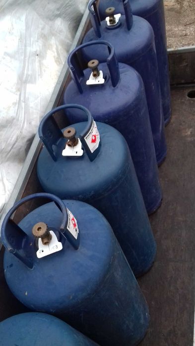 Туристически битови газови бутилки 60 L 25 kg сертификат стикер до2033