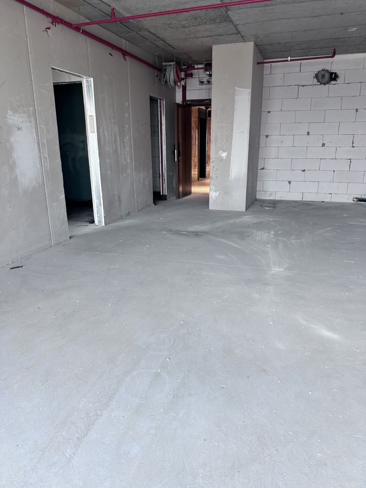 Продаётся уютная квартира в ЖК Piramit Tower 39 этаж 1/2 /3 комнатная.