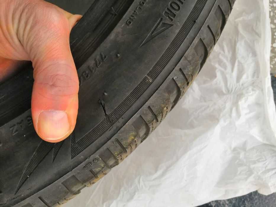2 бр. зимни гуми 245/45 R18 Lassa Snoways 3