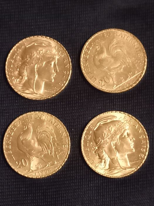 Vând monezi istorice din aur