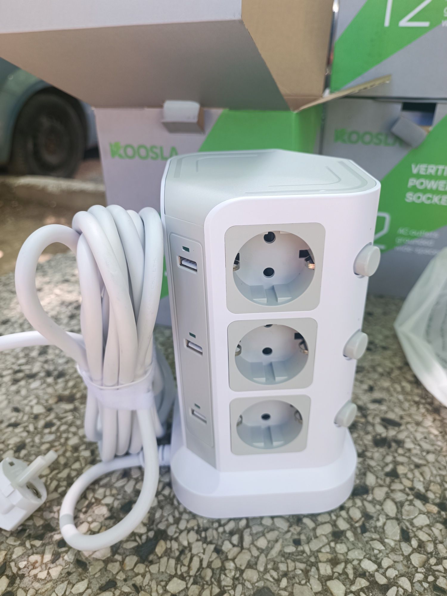 Електрически разклонител с 6 USB порта и 12 гнезда, разклонител с и 3
