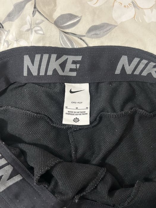Спортно долнище Nike размер М