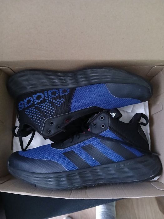 Adidas маратонки ownthegame 2.0