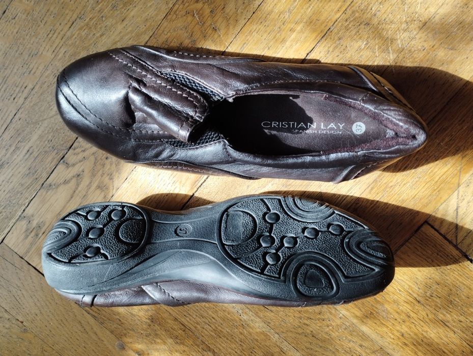 Дамски обувки номер 37