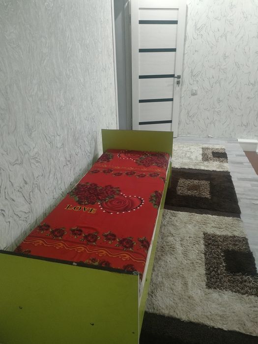 детский кровать в хорошем состоянии