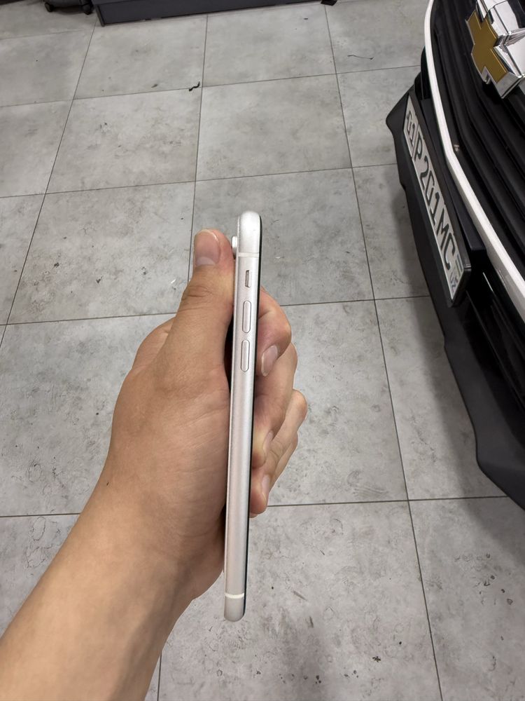 Iphone xr 64gb ideal