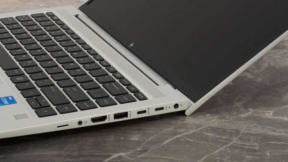 Ultrabook Nou HP Elite 640 G10 i5 1345U 32Gb Ram 2Tb SSD Garantie 2Ani