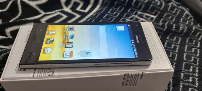 Huawei G-60-L11 Dual sim 150 lei  
Telefonul este impecabil
