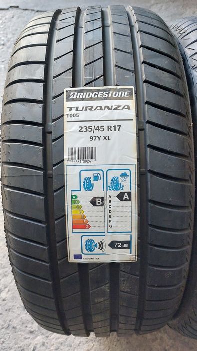 Нови Летни гуми 235/45/17 Bridgestone Turanza T005 4 броя
