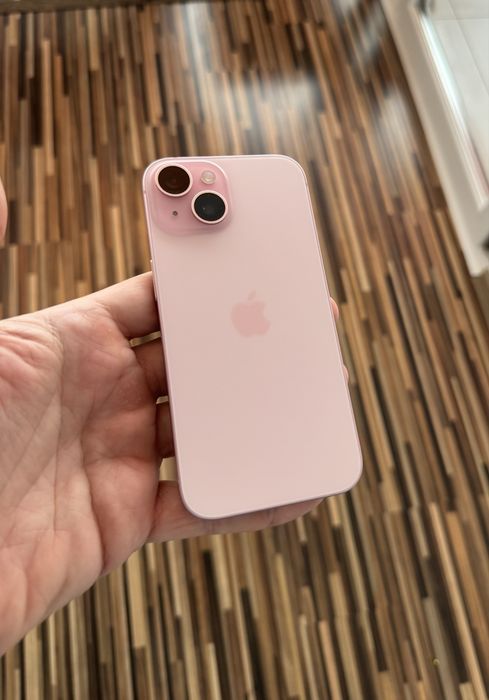 iPhone 15 ROZ, memorie 128Gb, baterie 85%, la cutie,  ca NOU