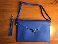 Синя Дамска чанта от еко кожа със златисти орнаменти