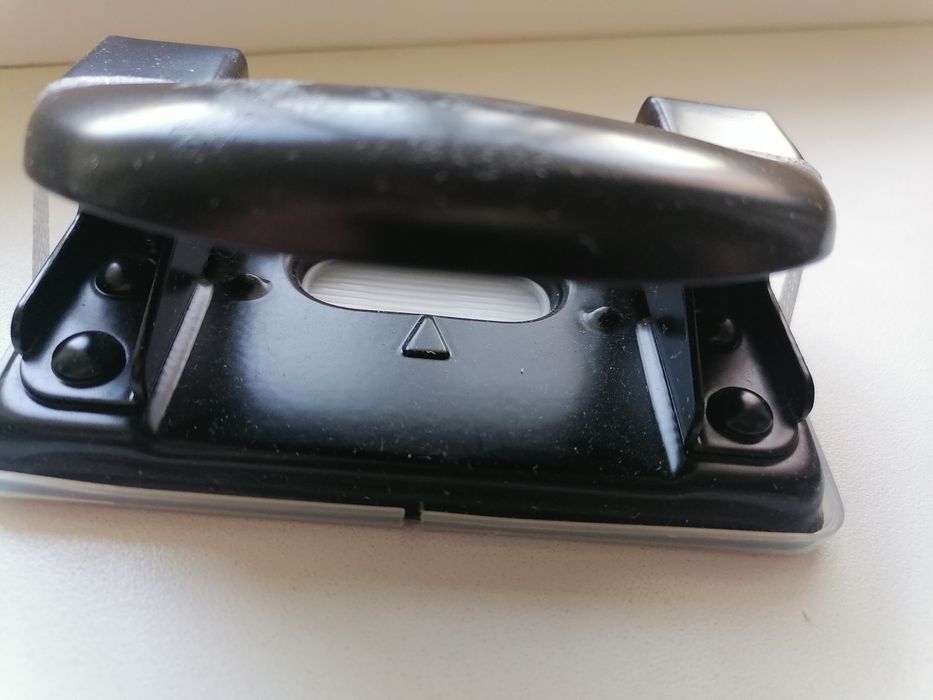 Дырокольчик компактный