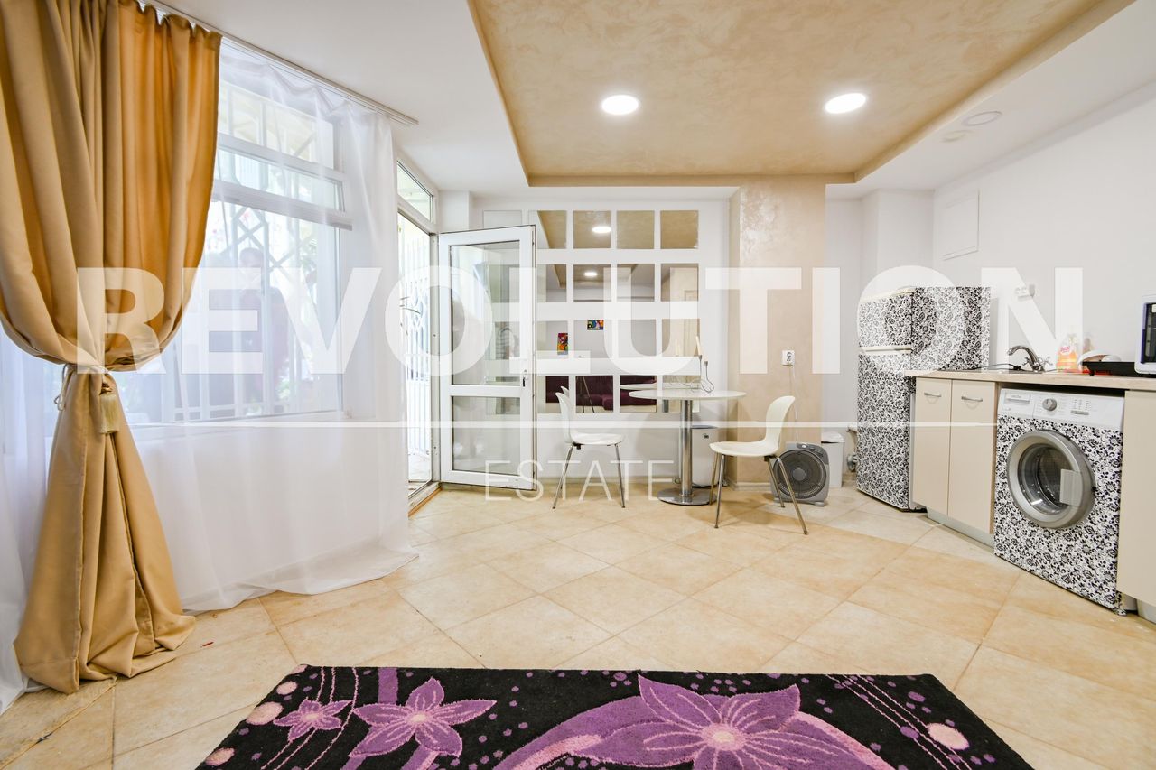 Дава се под наем Едностаен апартамент в София, Изток - 40 кв.м за 450 € - Снимка #3
