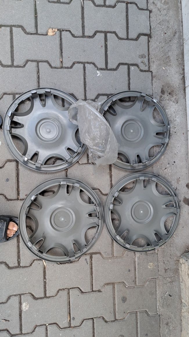 Оригинални тасове Opel 13/ цола 13/15цола единични бр.