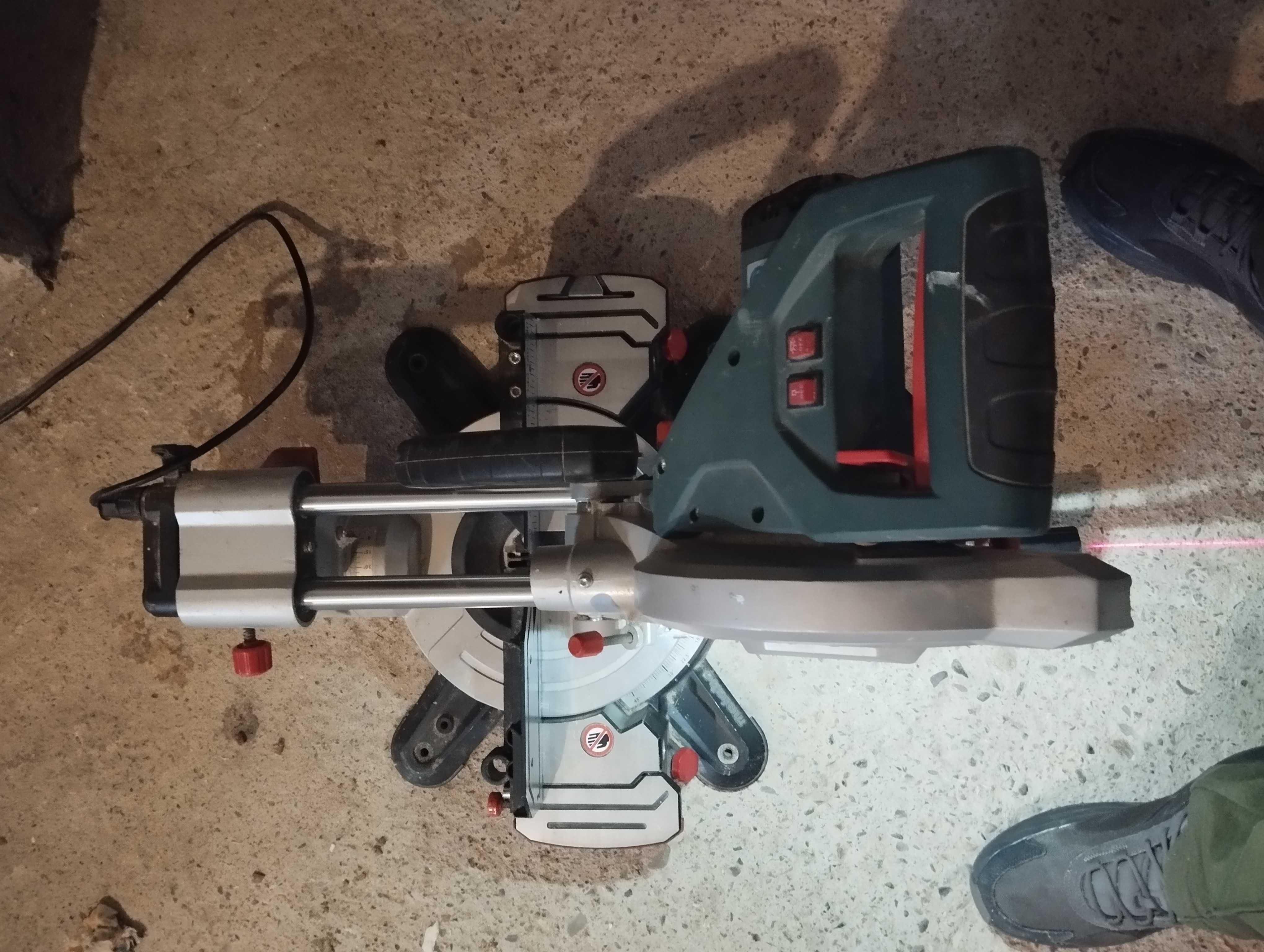 Потапящ циркуляр Metabo KGS 216 m