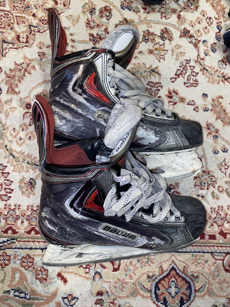 коньки хоккейные Bauer apx 39 размер 5к срочно