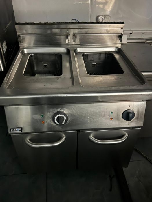 Профессиональная фритюрница