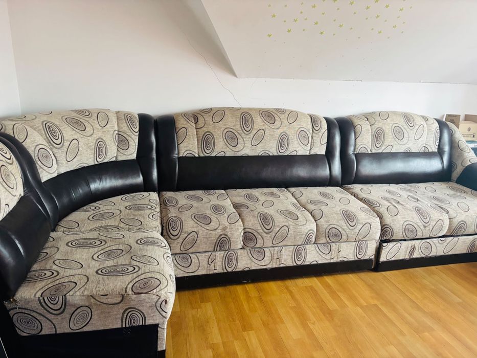 Vând canapea-colțar