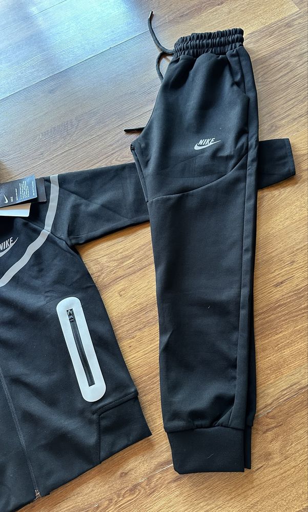 Детски,памучен,черен екип Nike