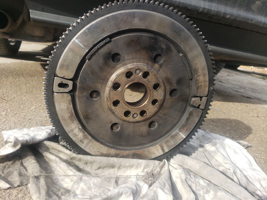 Маховик за бмв е 39 2.5d 163кс