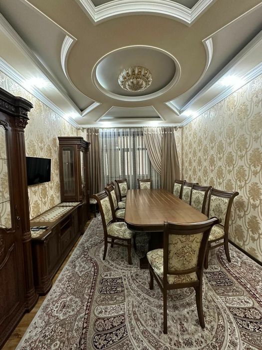 Аренда! Чиланзар  1 квартал  2 ком  высокопотолочка