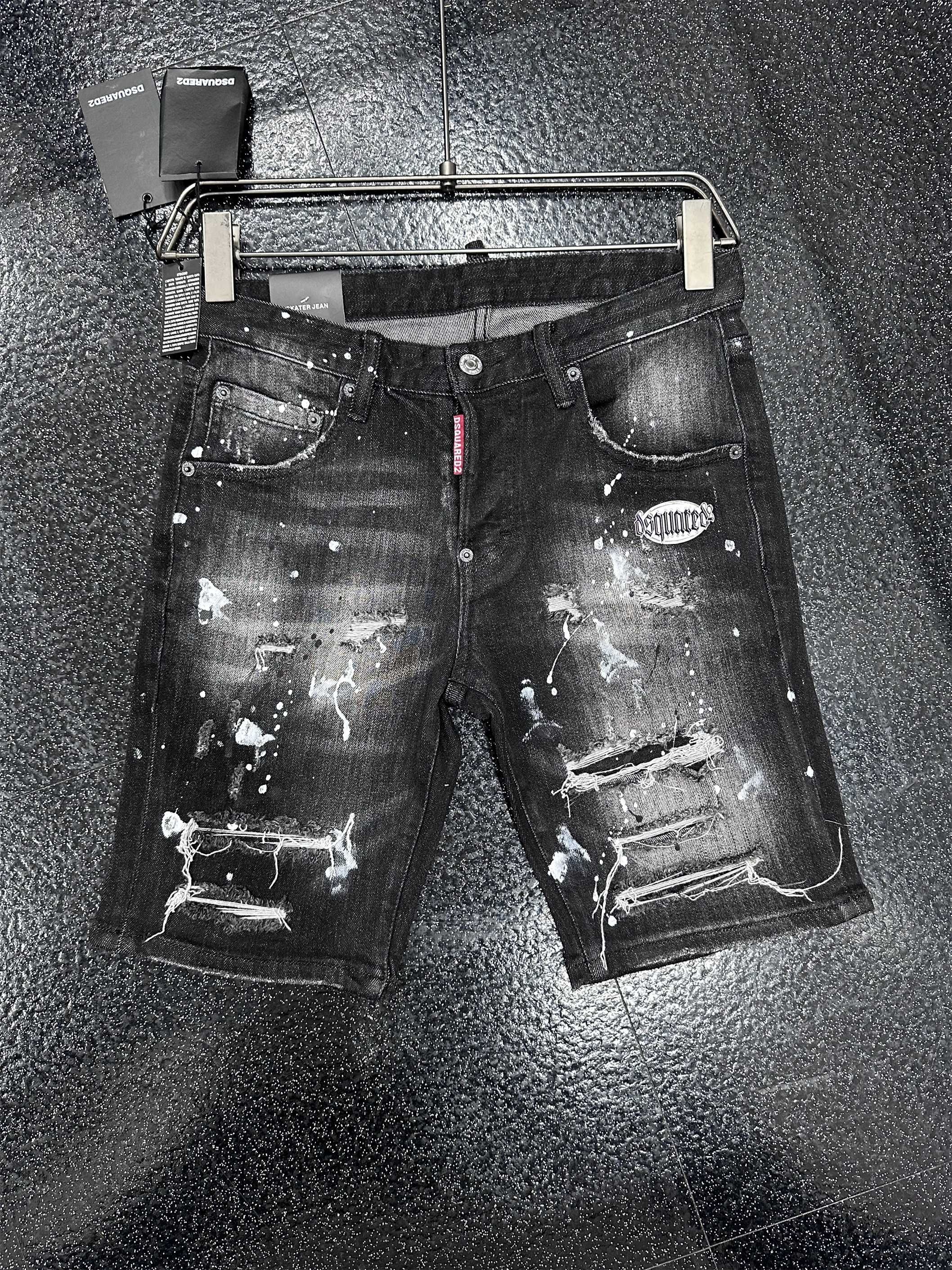 Blugi scurti DSQUARED2 Calitate Premium
