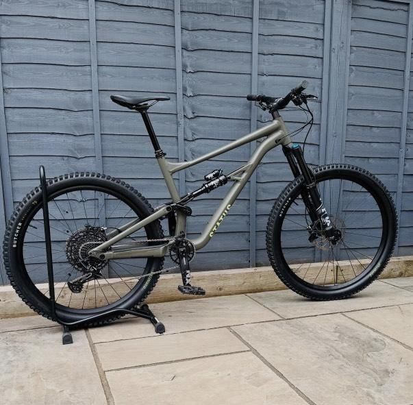 Specialized status 140 size S4/S5 [Large/XL] 2022/23 29/27.5