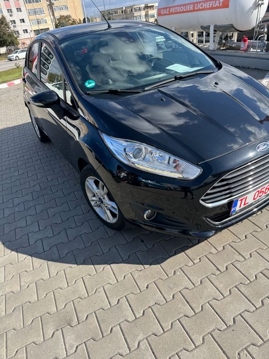Vând Ford fiesta eco bost