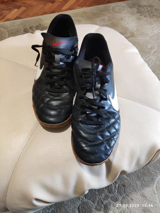 Маратонки Nike 44,5