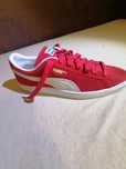 Doar în Baia Mare. Vând Puma Suede, piele, SH