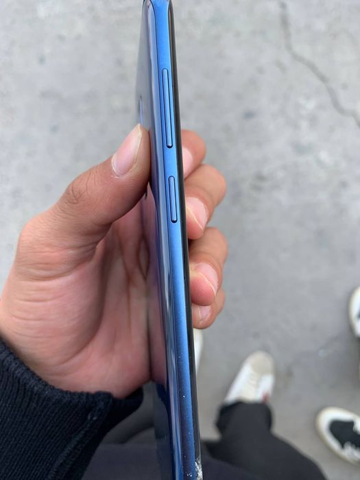 С9+ сломан экран но остальное в идеальное состояние на запчасти торг