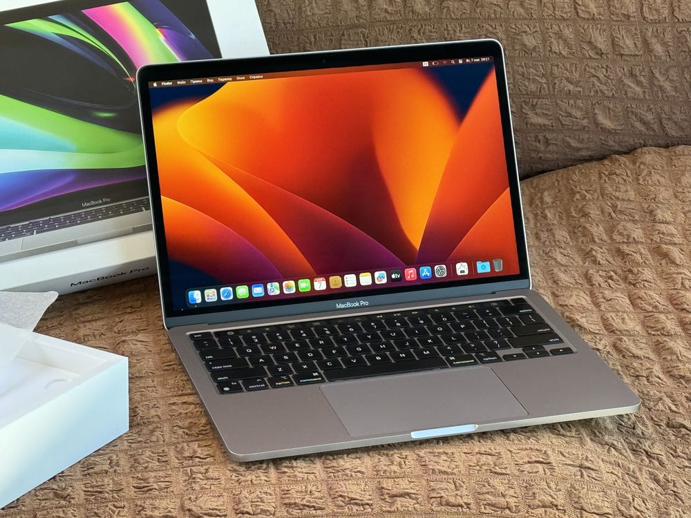 512GB/Apple MacBook Pro 13.3 M1 2022 EAC/8GB RAM/8c GPU/состояни идеал