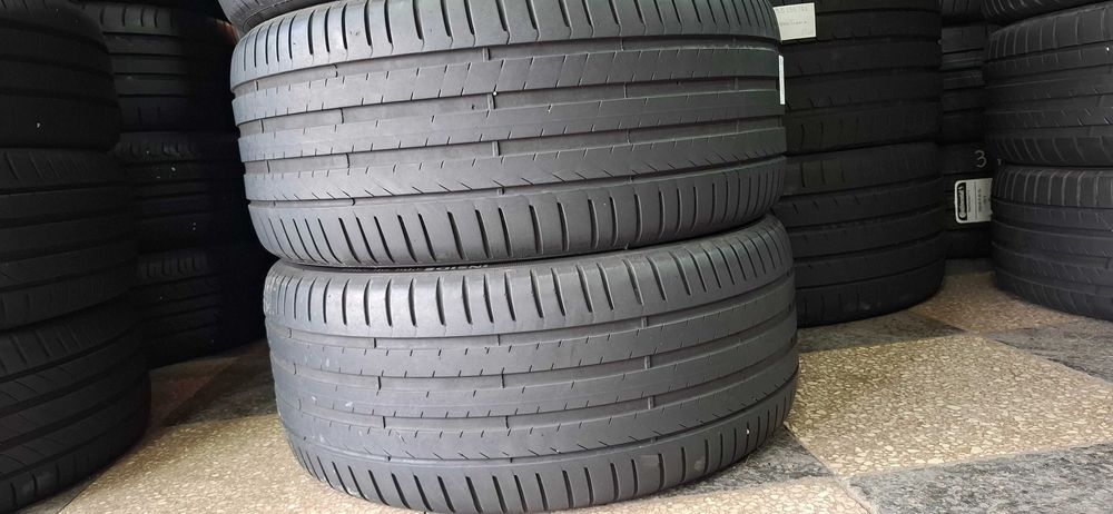 225/45/18-255/40/18 п-т Pirelli 4.5mm грайфер,дот 23г.Безплатен монтаж