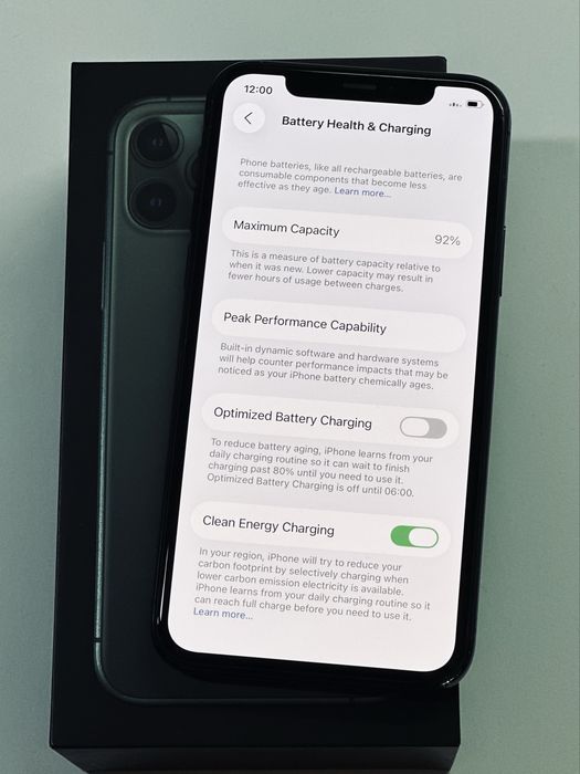 iPhone 11 Pro MidnightGreen 92% battery