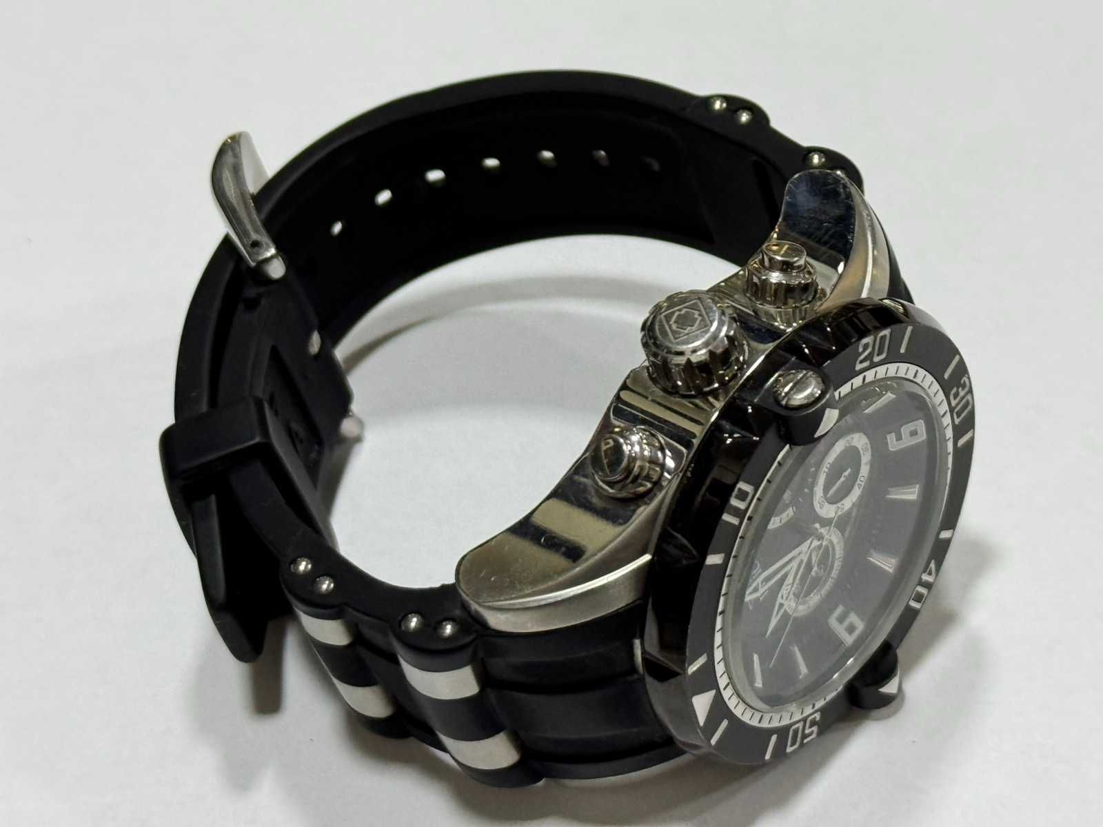 Часовник Invicta Pro Diver 23696 Quartz