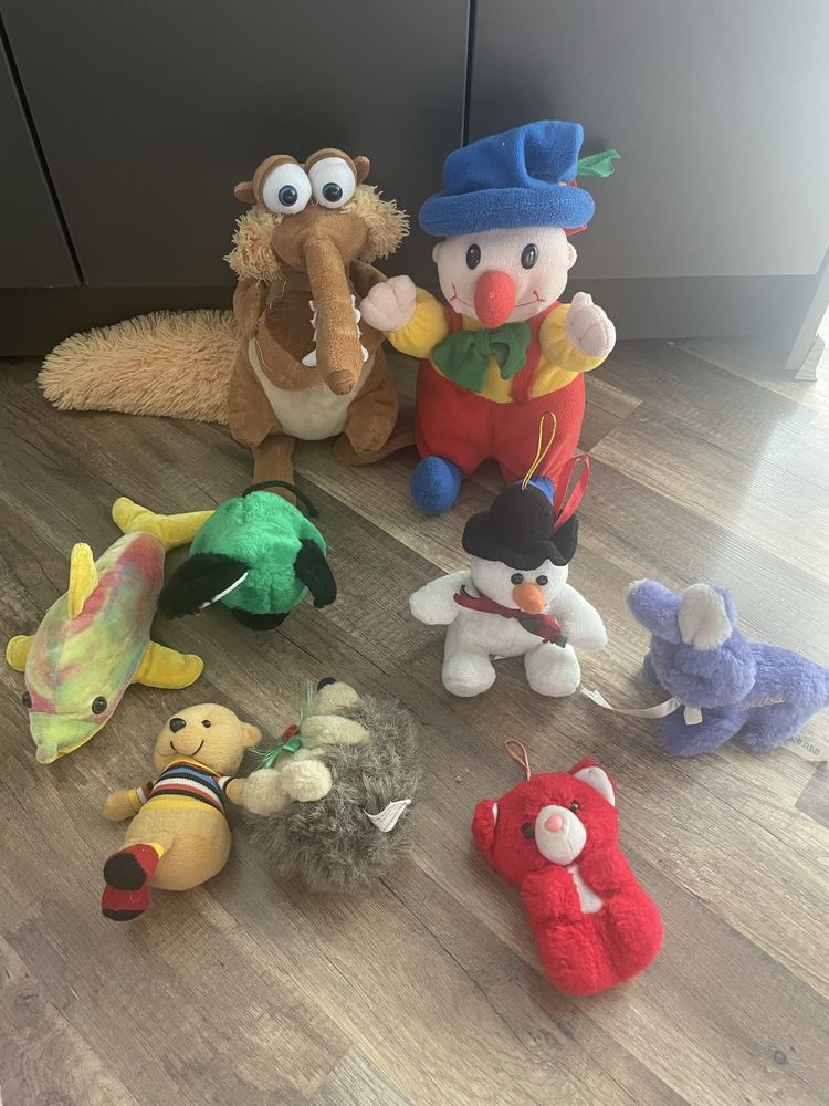 Лот плюшени играчки