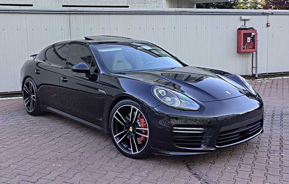 **Porsche Panamera GTS**/PDK/4X4/Distronic+/Trapa/Faruri Led/Jante 21`