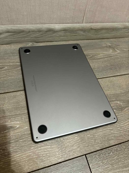 Лаптоп Apple MacBook 3