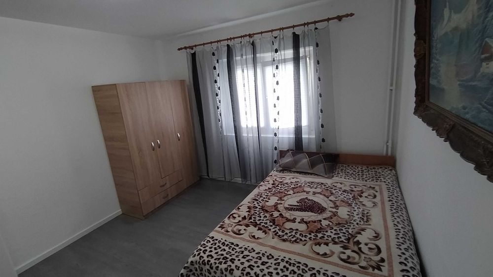 Ap de inchiriat zona H-uri