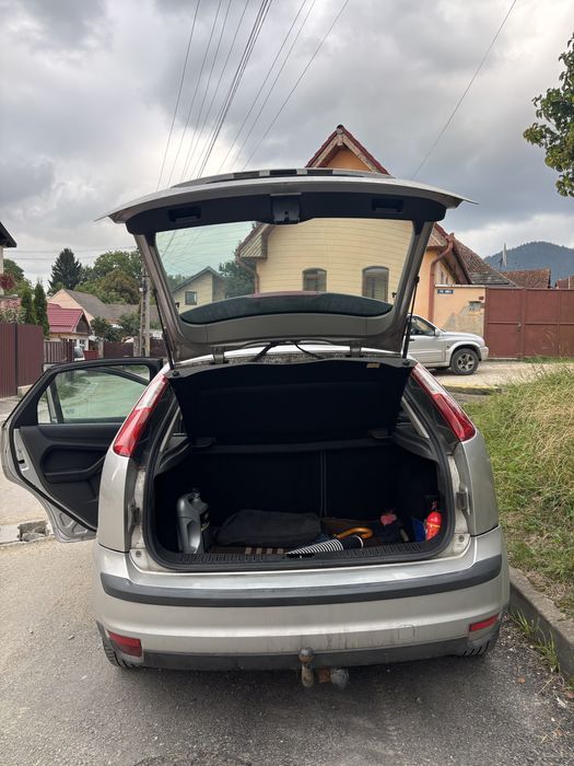 Ford Focus 1.6 benzină MKII