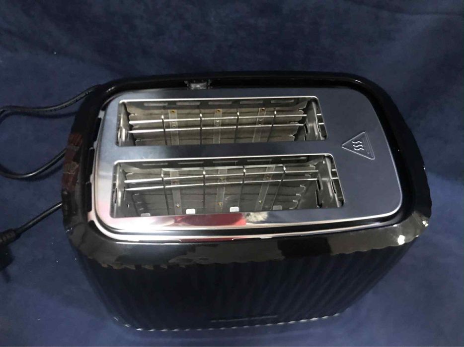 Тостер Russell Hobbs 27371-56