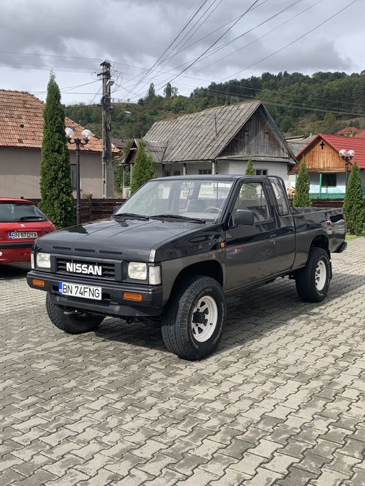NISSAN KING CAB (navara md21 pick up )